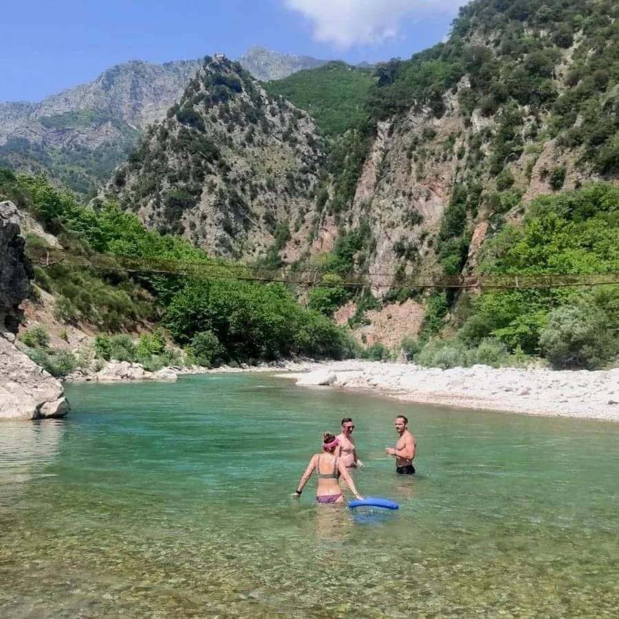 Rouista Tzoumerka Resort Vourgareli Exteriér fotografie