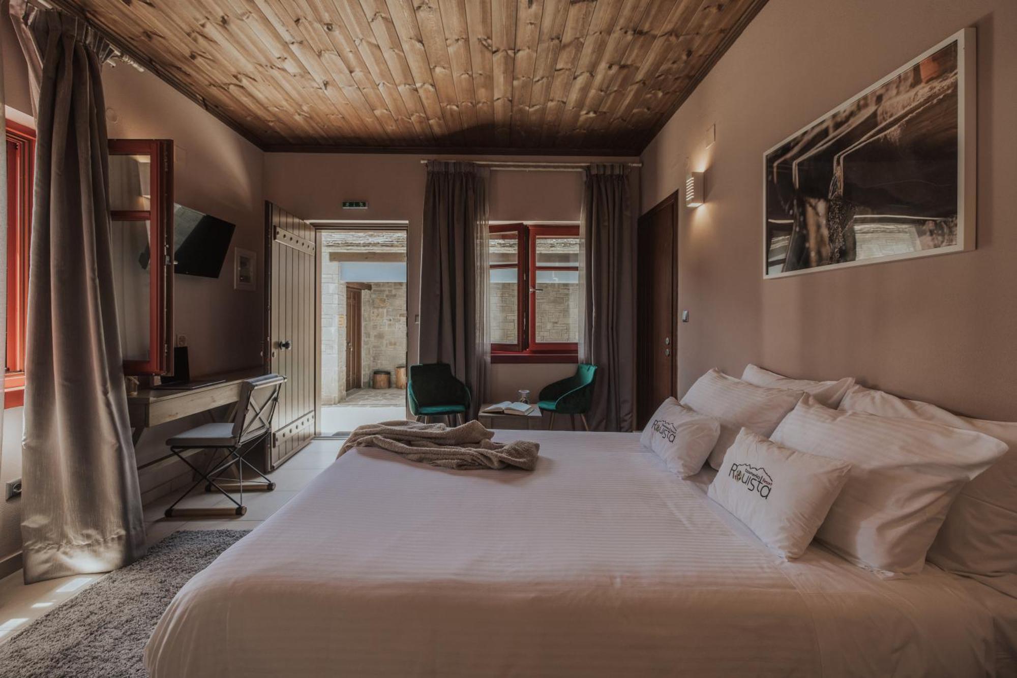 Rouista Tzoumerka Resort Vourgareli Pokoj fotografie