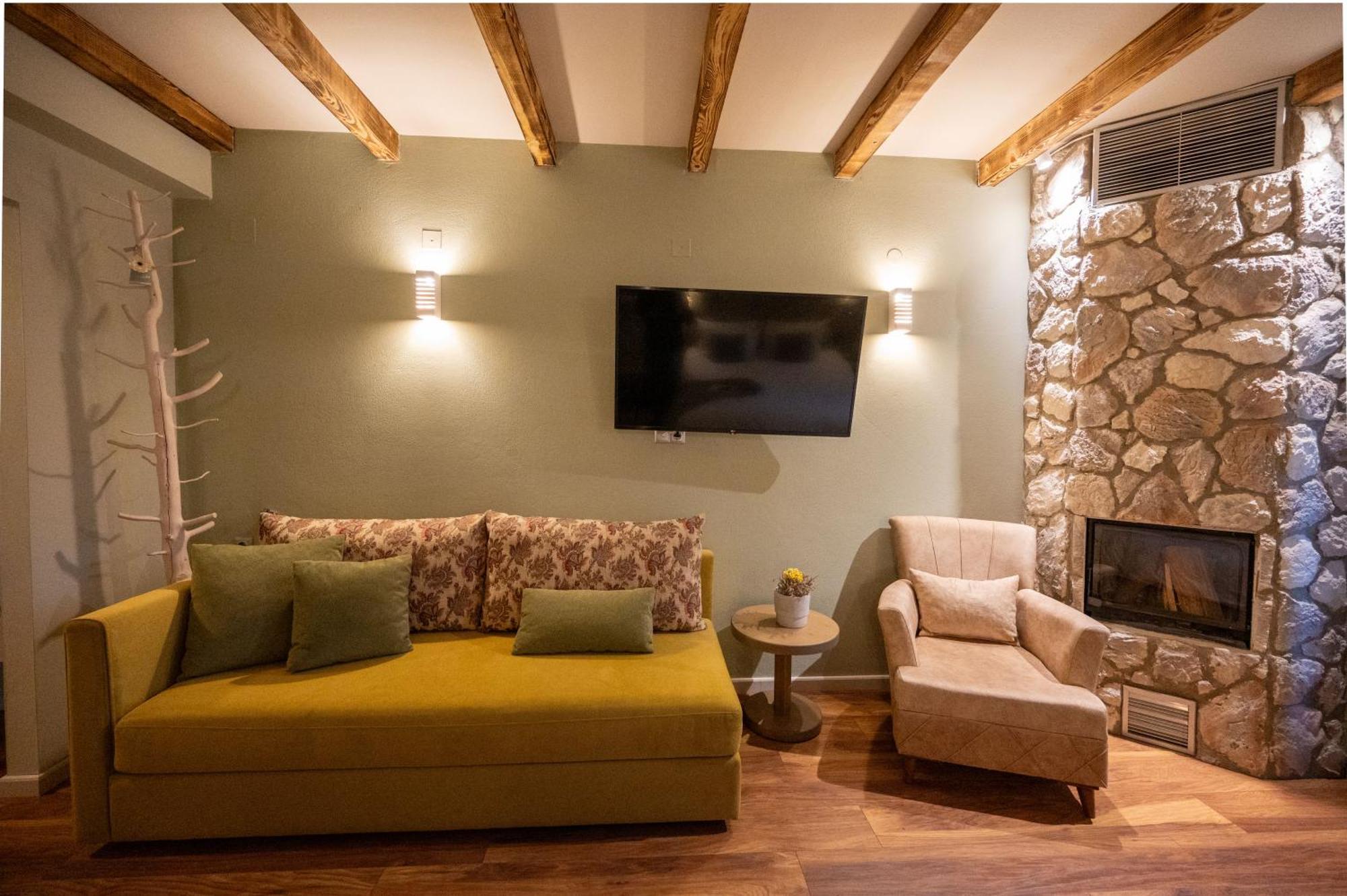 Rouista Tzoumerka Resort Vourgareli Exteriér fotografie